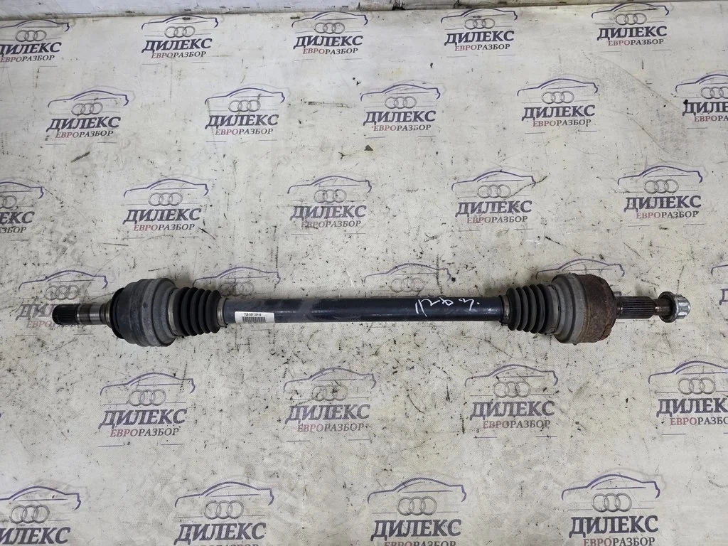 полуось Audi Q7 2005-2015 - R