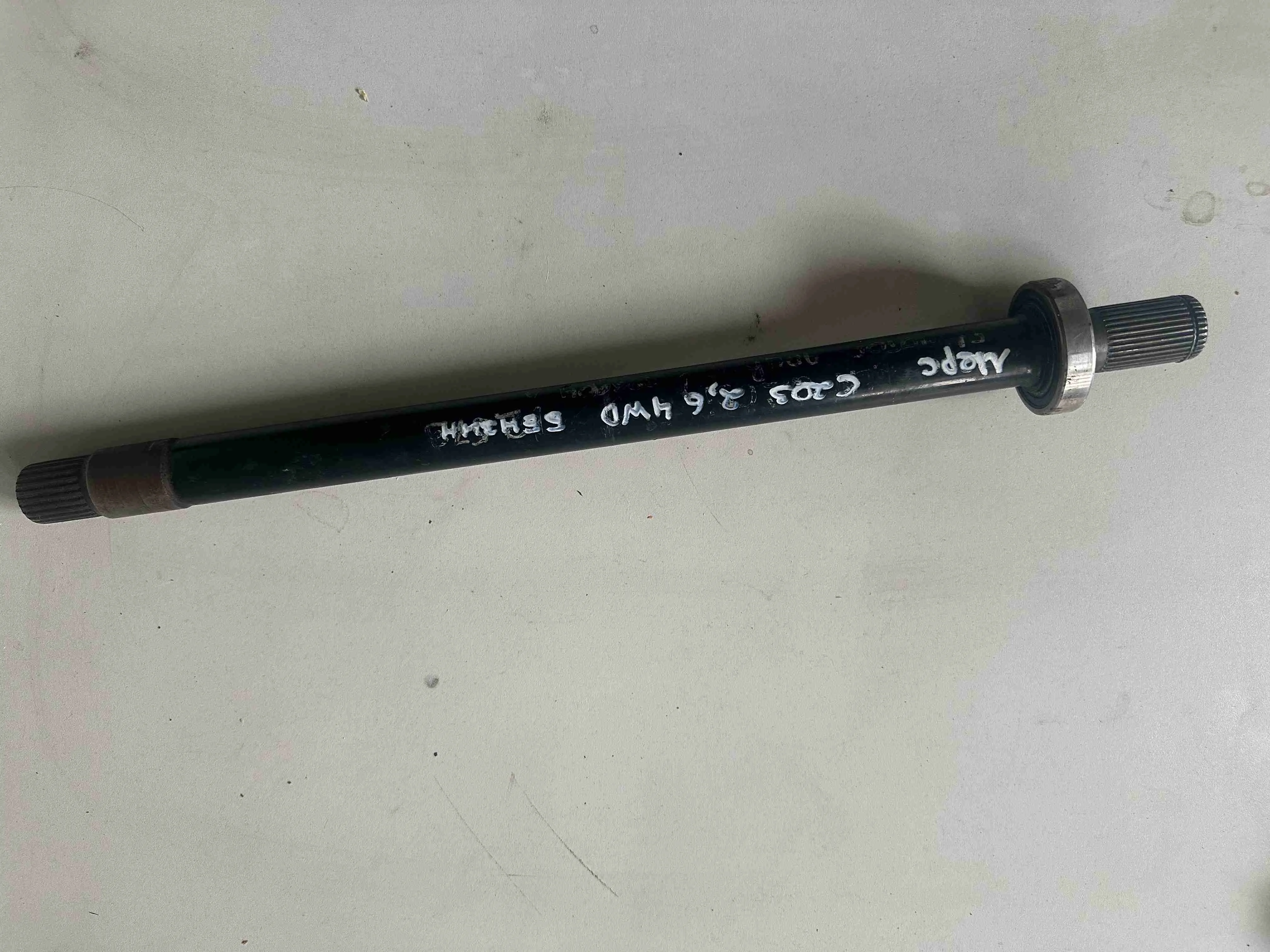 Полуось (приводной вал, ШРУС) Mercedes-Benz W203/S203/CL203 рестайлинг (2004—2008) A1040310005