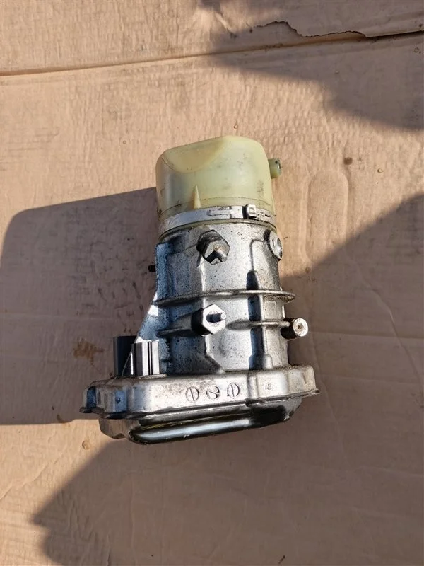 Насос гидроусилителя руля Volvo XC60 2017 36050681 D5244T21