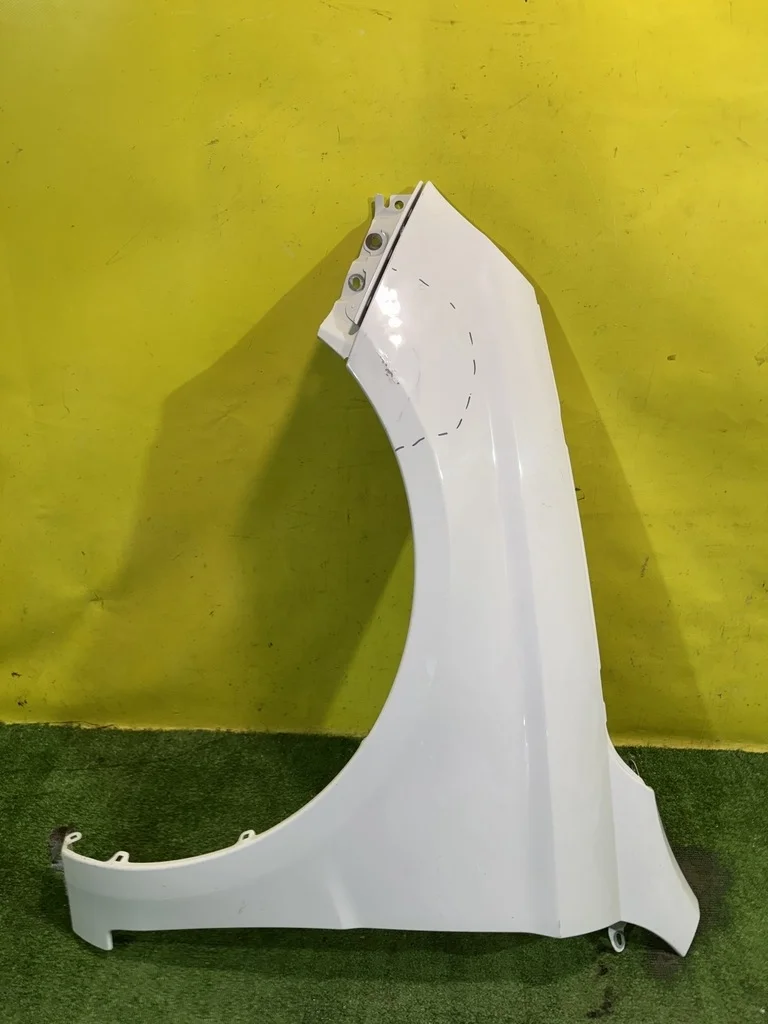 Крыло переднее левое  Lada Vesta 2015- 8450039382 43574