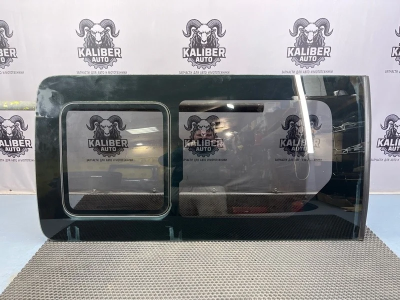 Стекло двери Hyundai Grand Starex/H1 2012 878204H010 2.5 D4CB, заднее правое