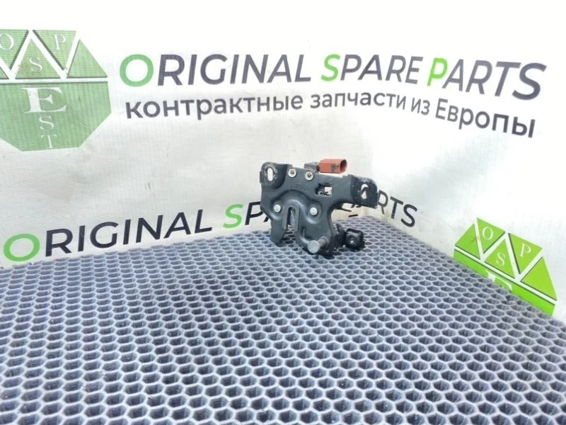 Замок капота Audi A6 2001 4B0823509 C5 AVANT BDH 2.5TDI