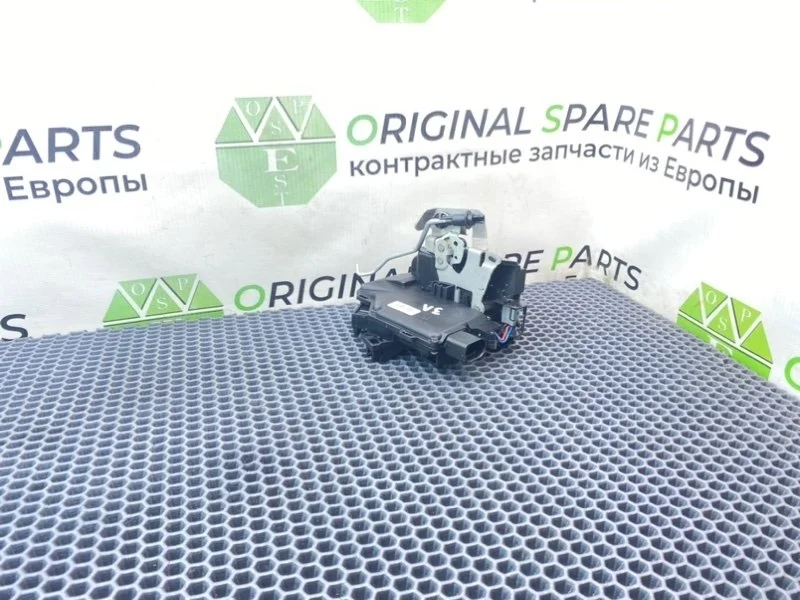 Замок двери Audi A6 2001 4B0839015G C5 AVANT BDH 2.5TDI, задний левый