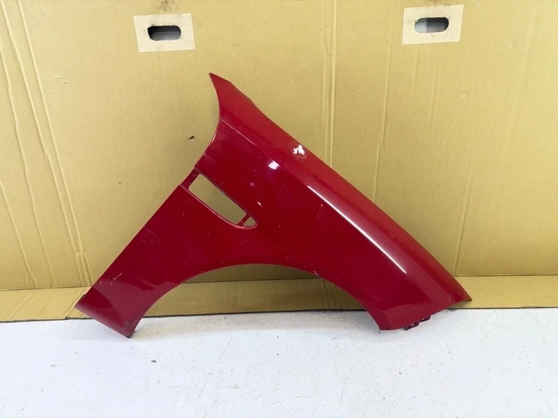 Крыло Hyundai Tiburon 2002-2005