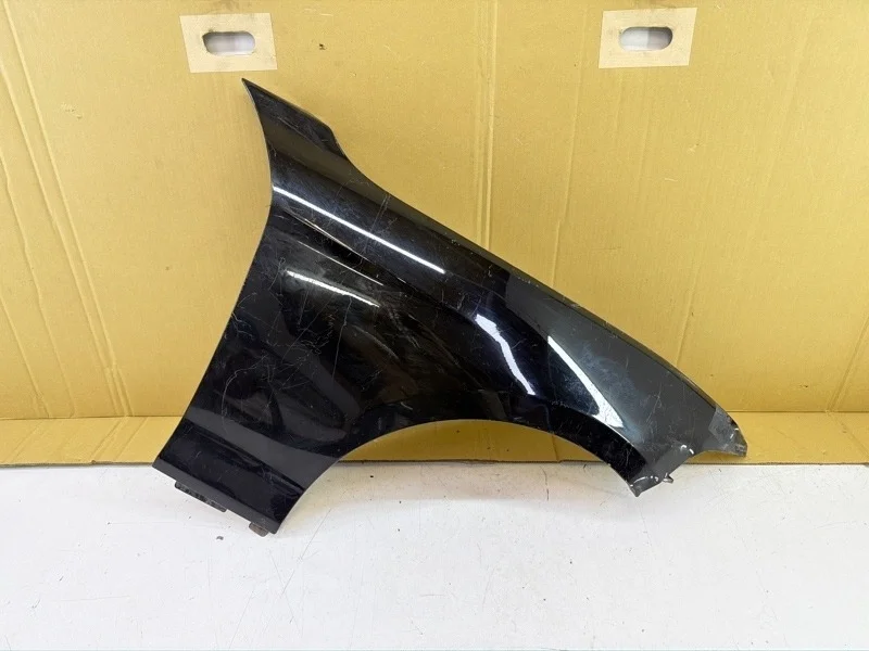 Крыло BMW 1er 2011-2015 F20