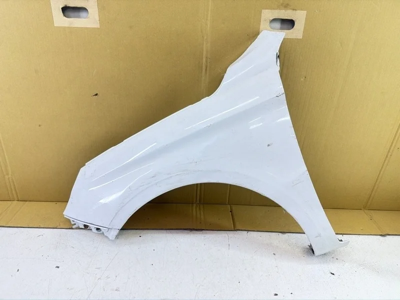 Крыло Лада Веста 2015-2025