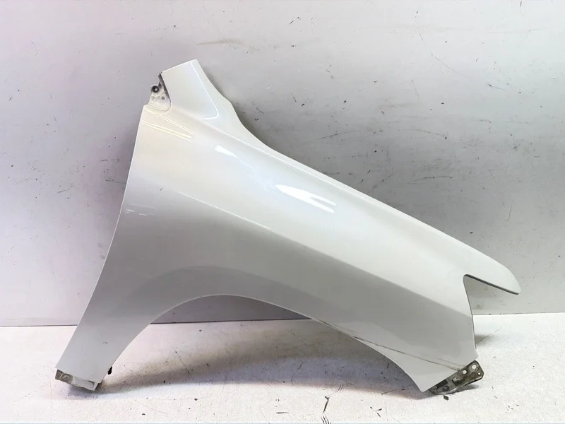 Крыло Toyota Land Cruiser 2016-2021 200