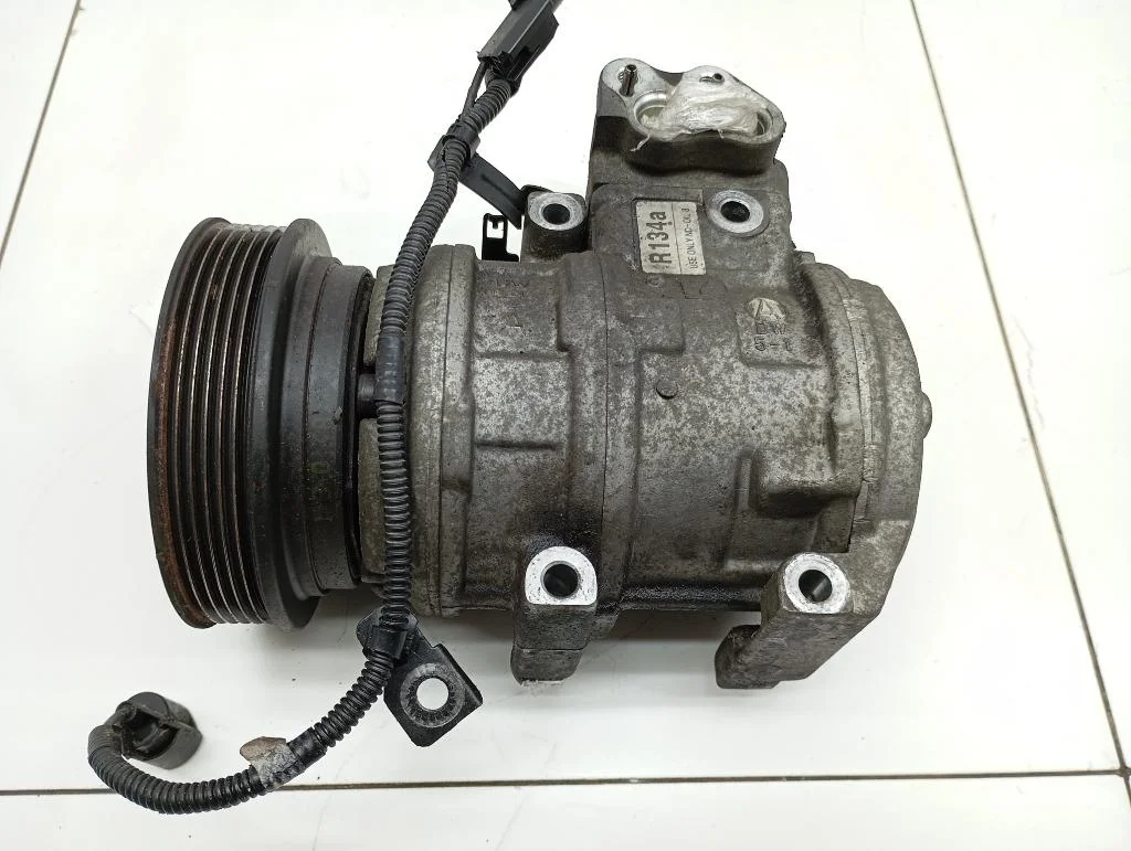 Компрессор кондиционера Hyundai Santa Fe 1 SM