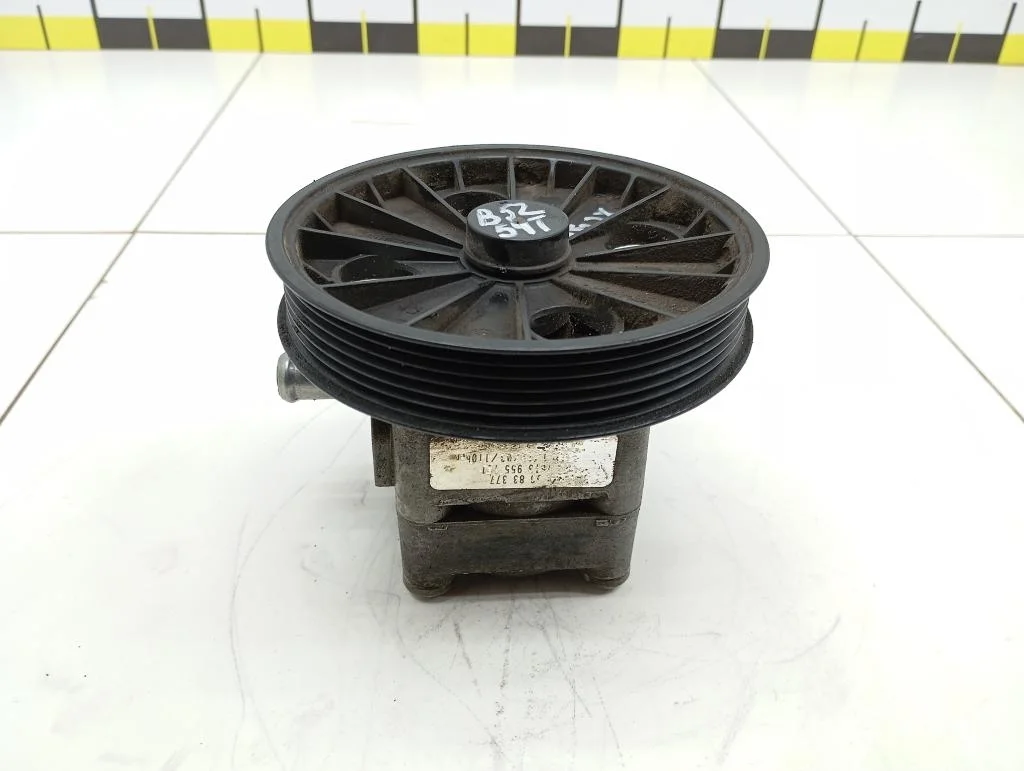 Насос гидроусилителя Volvo XC90 1