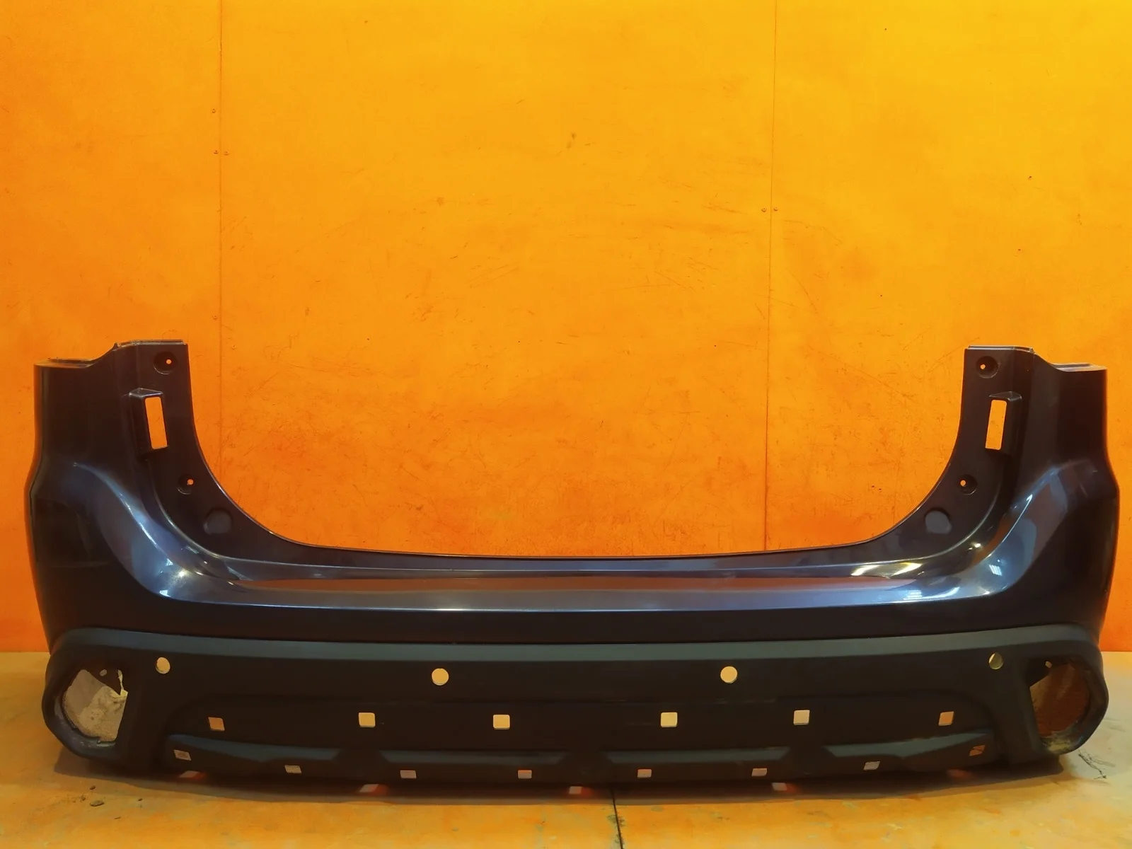 Бампер Mitsubishi outlander 2018-нв 3