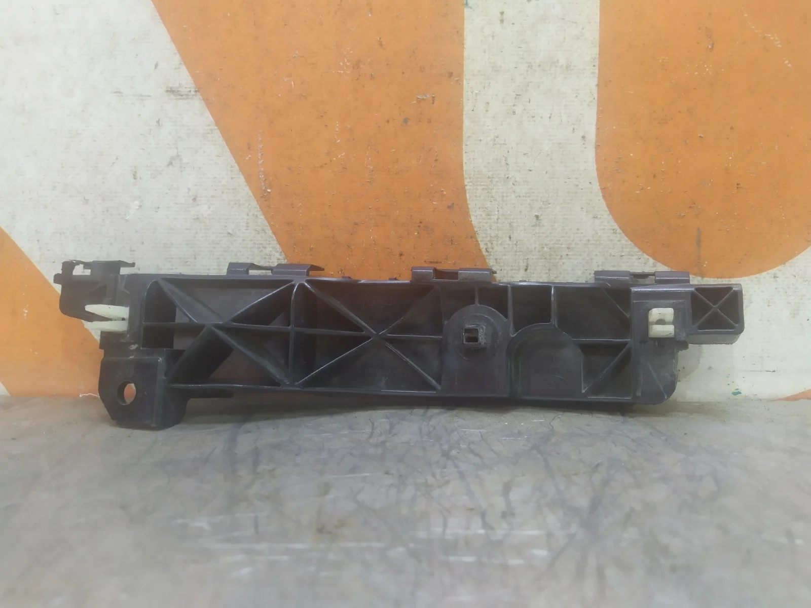 Кронштейн бампера Hyundai IX35 2010-2015