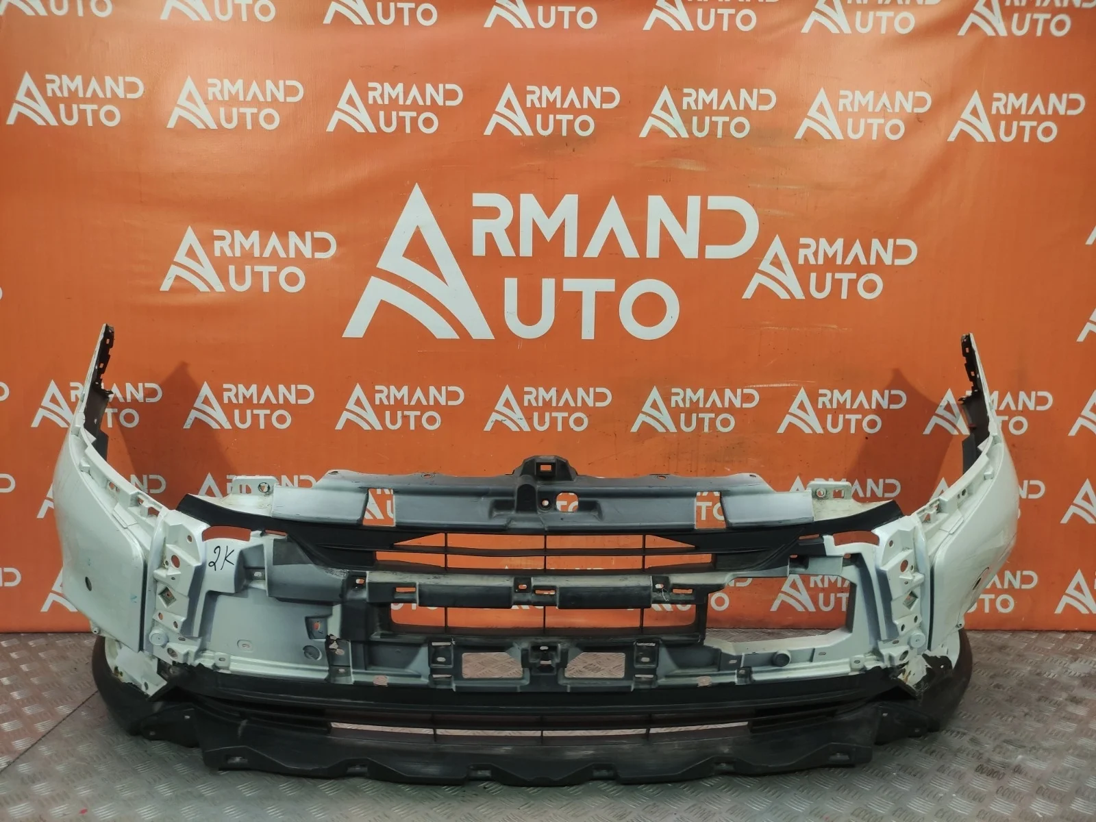 Бампер Mitsubishi Outlander 2015-2018 3