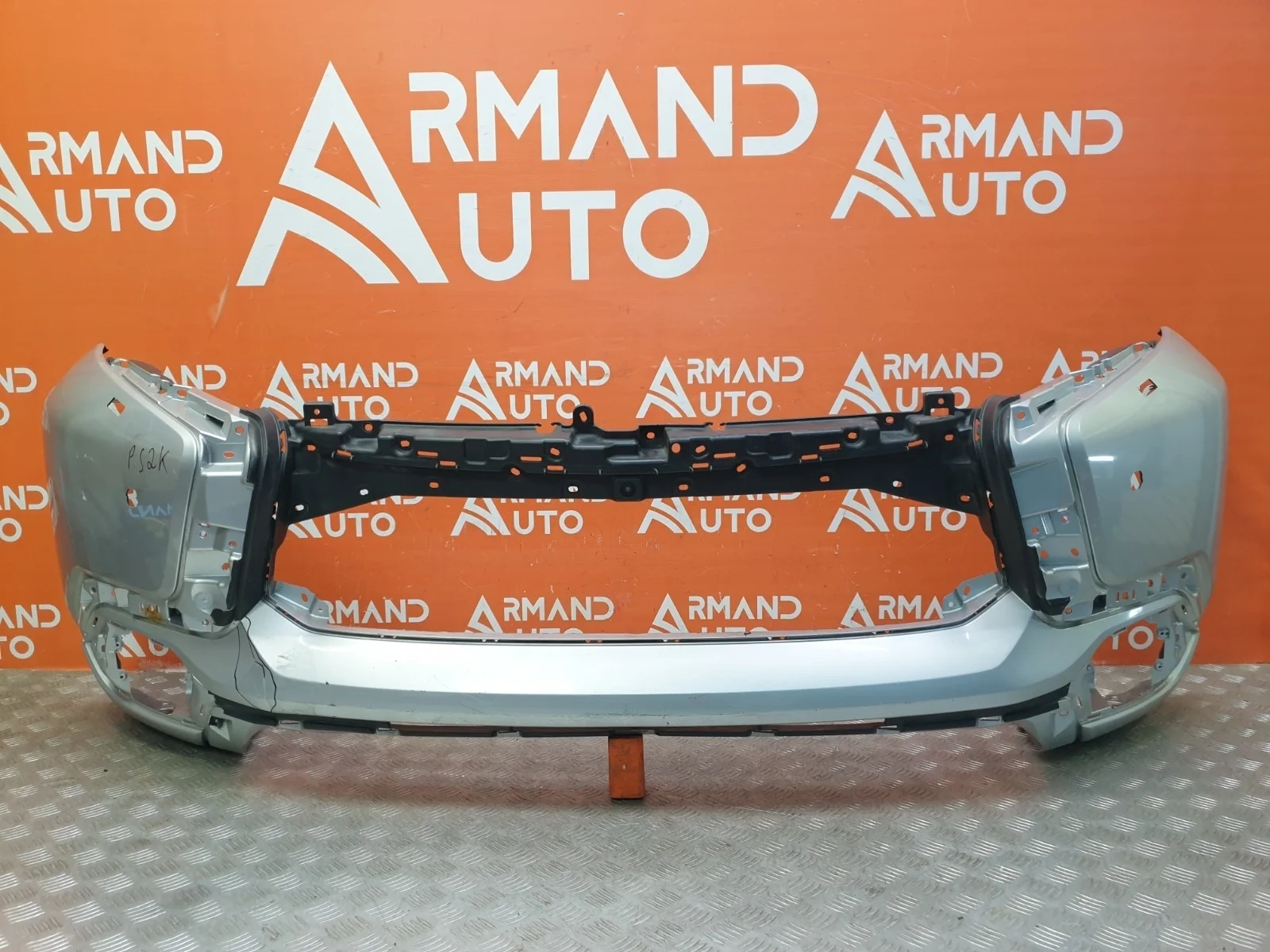 Бампер Mitsubishi Pajero Sport 2015-2021 3