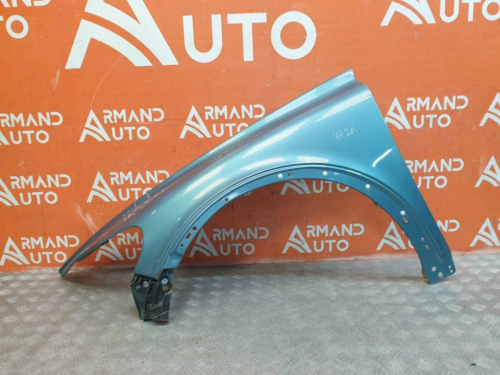 Крыло Volvo C30 2006-2010