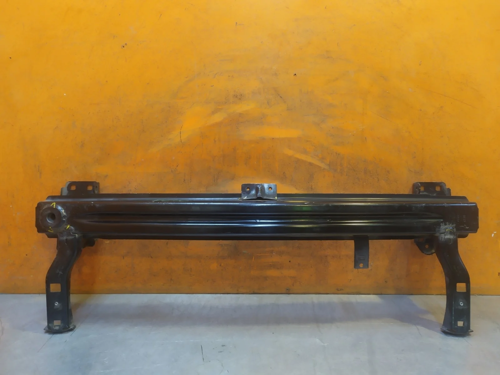 Усилитель бампера Skoda Rapid 2020-нв