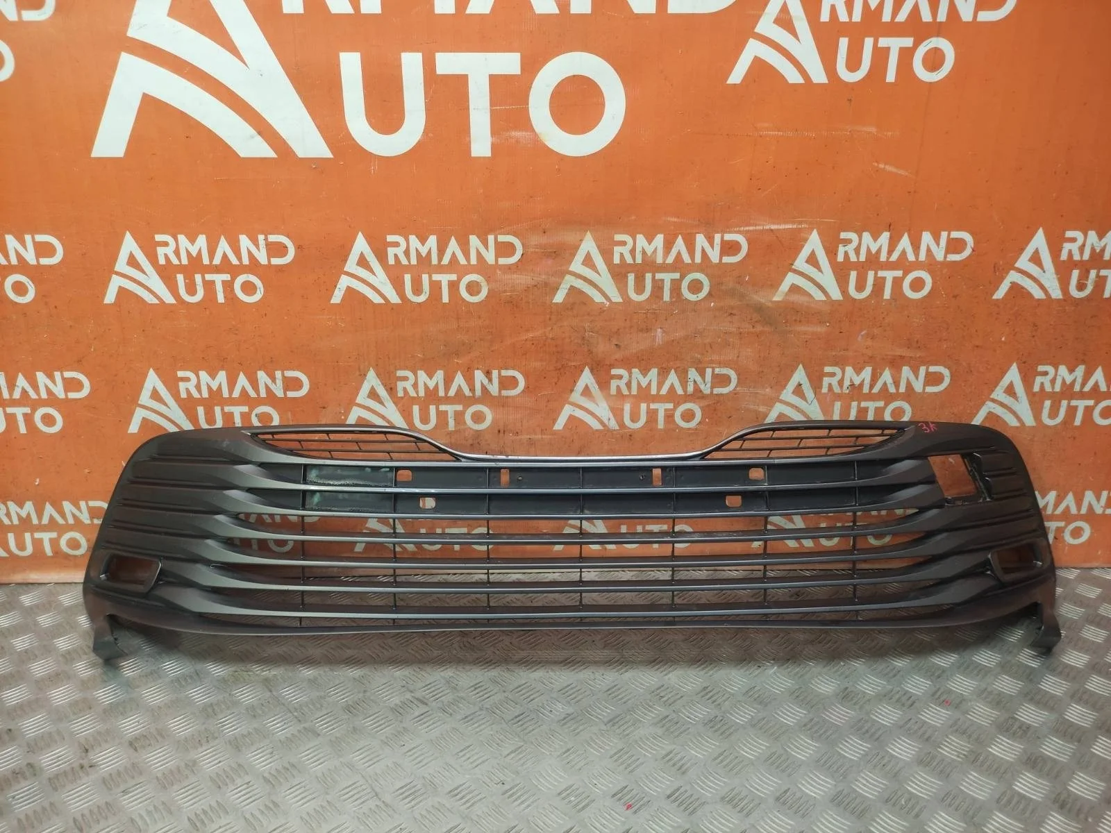 Решетка бампера TOYOTA Camry 2017-2021 8 XV70