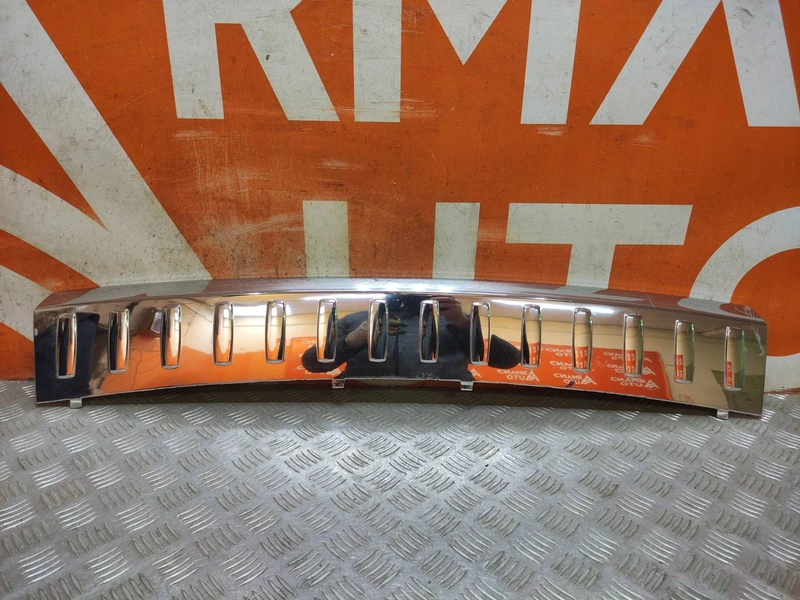 Накладка бампера верхняя Mercedes ML GLE-Class 2011-2015 W166