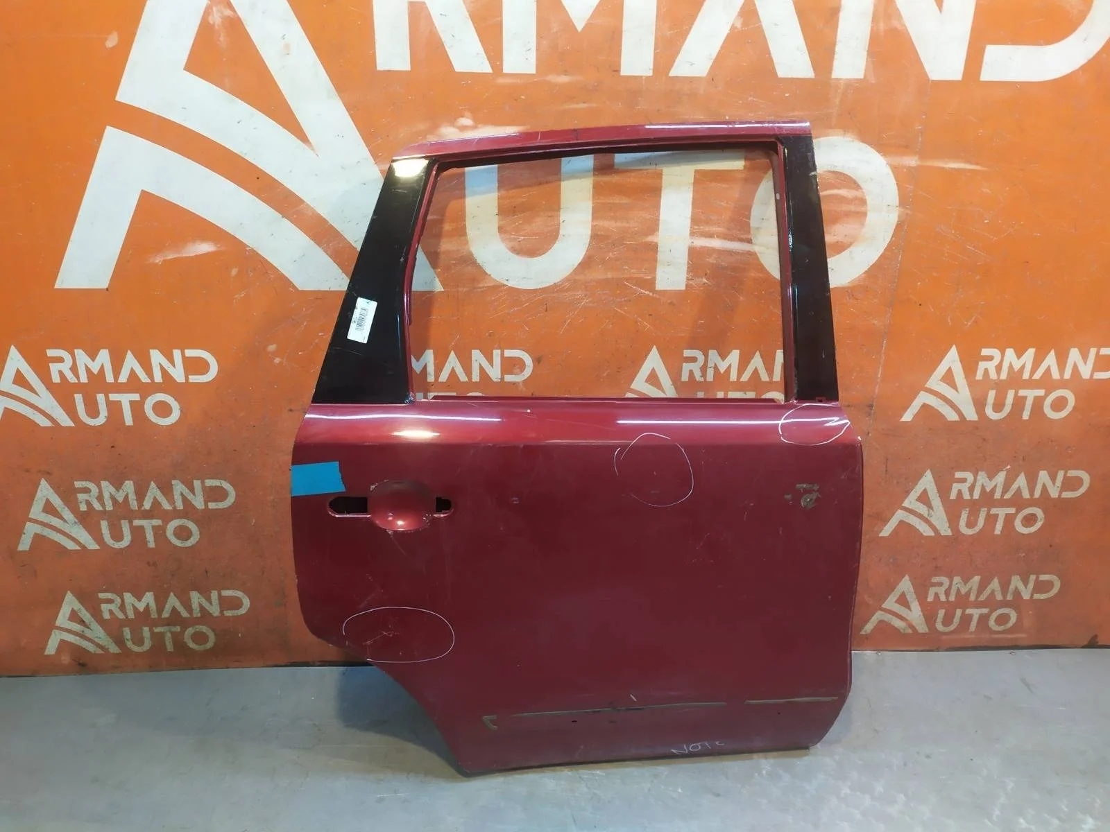 Дверь NISSAN Note 2005-2013