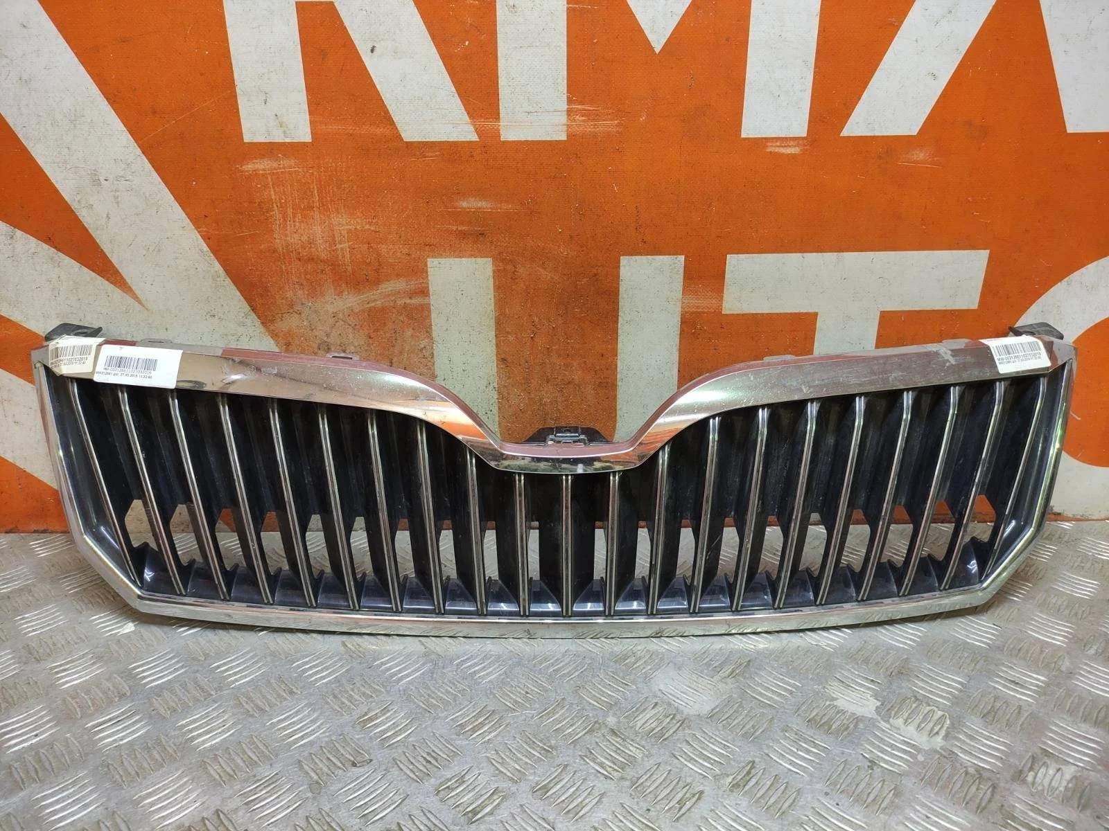 Решетка радиатора Skoda Superb 2013-2015