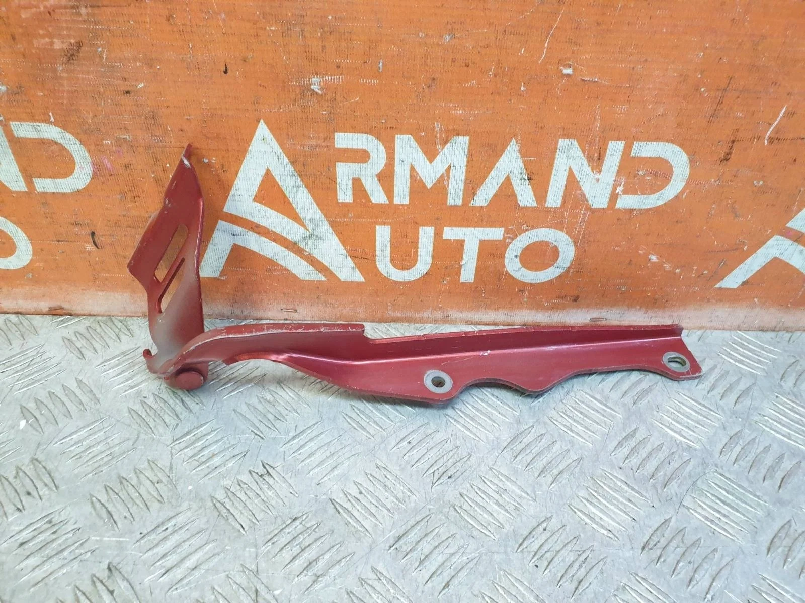 Петля капота Mazda CX-5 2017-нв