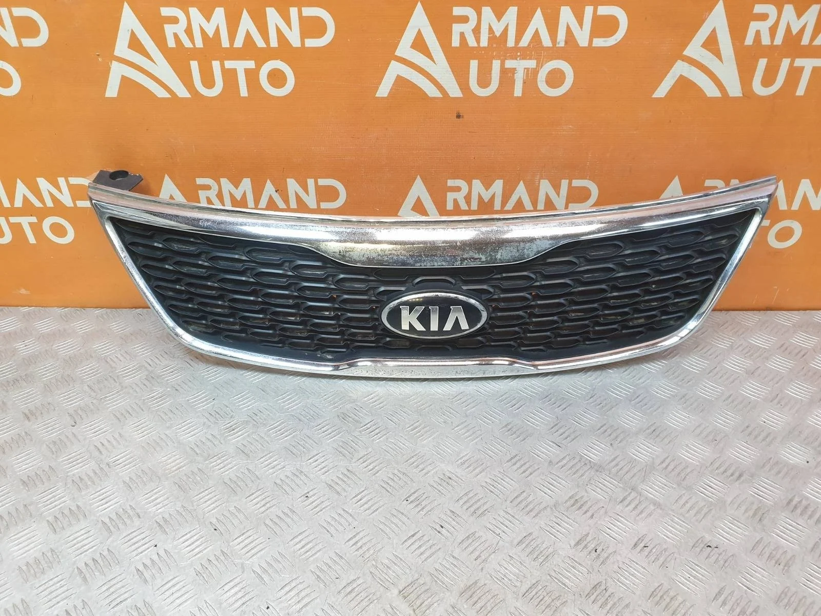 Решетка радиатора Kia Sorento 2012-2019 XM