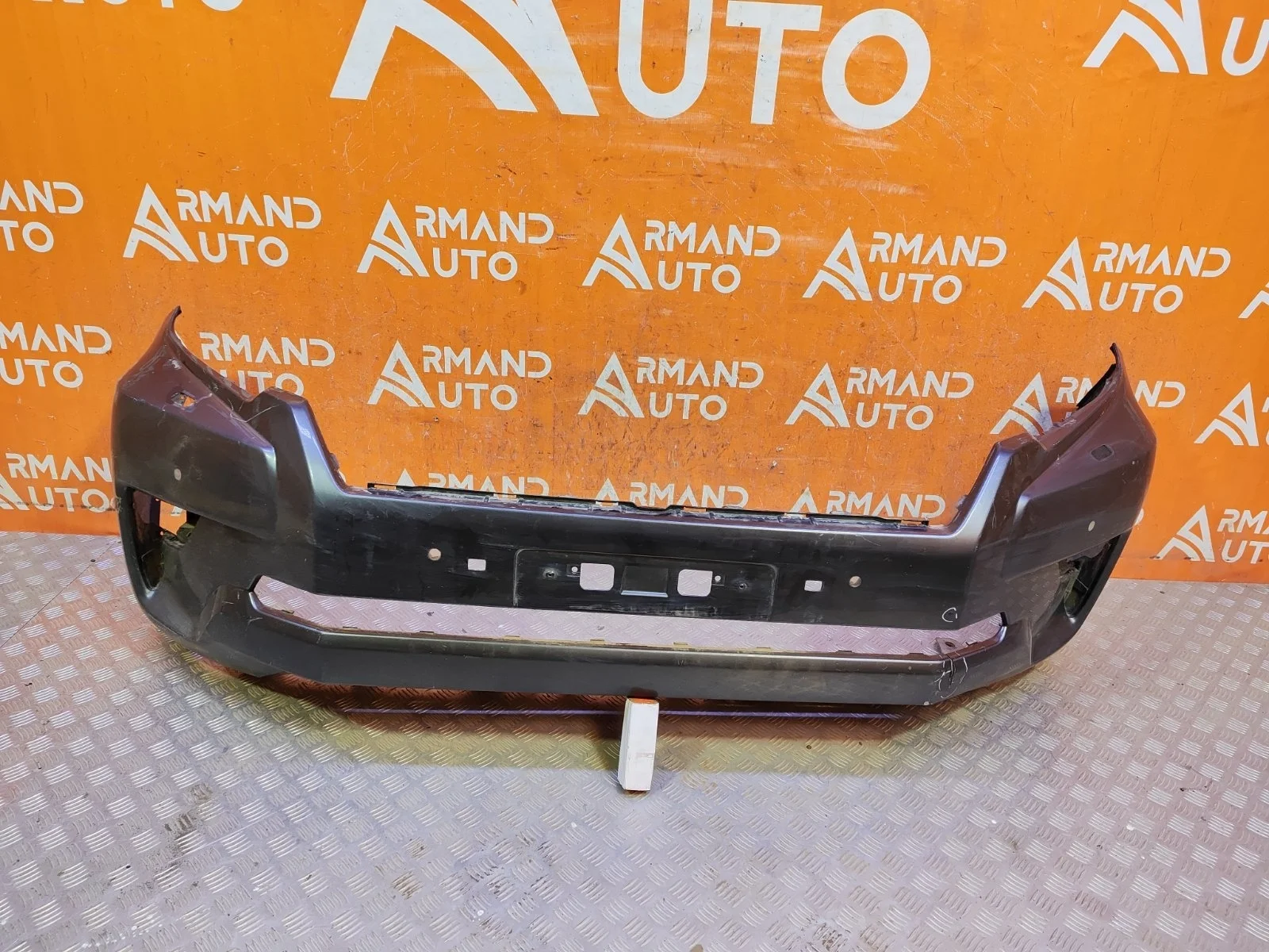 Бампер Toyota Land Cruiser Prado 2017-нв 150