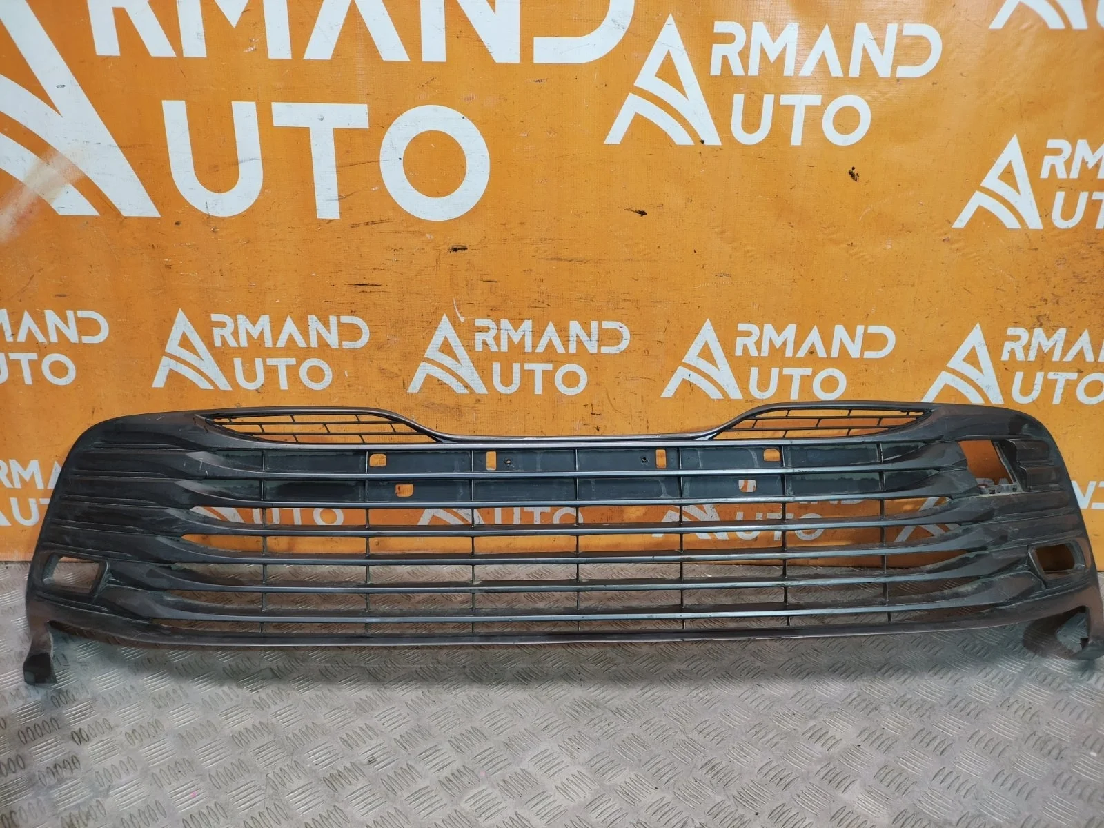 Решетка бампера Toyota Camry 2017-2021 8 XV70