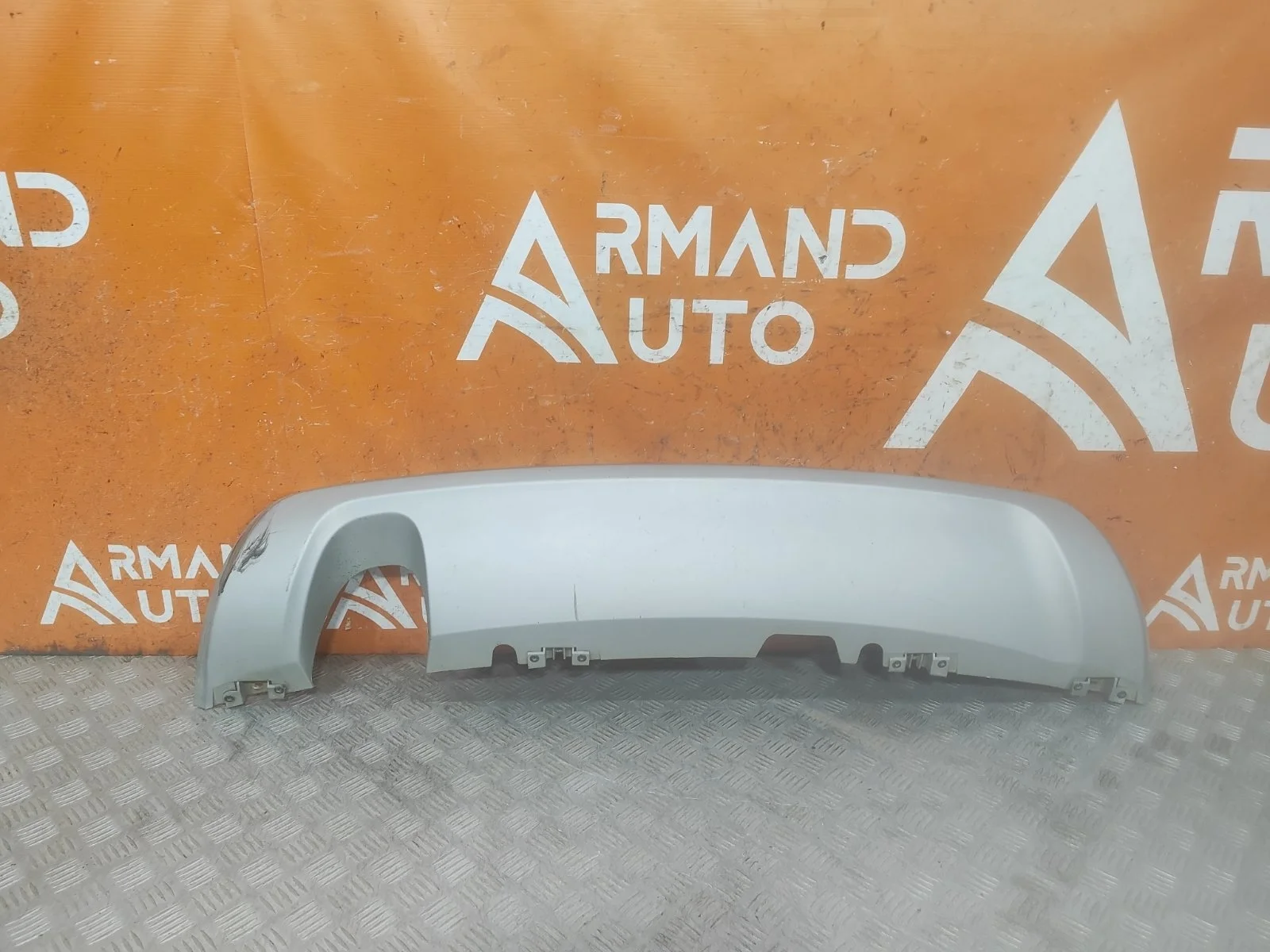 Накладка бампера Nissan Terrano 2014-2022 3 D10