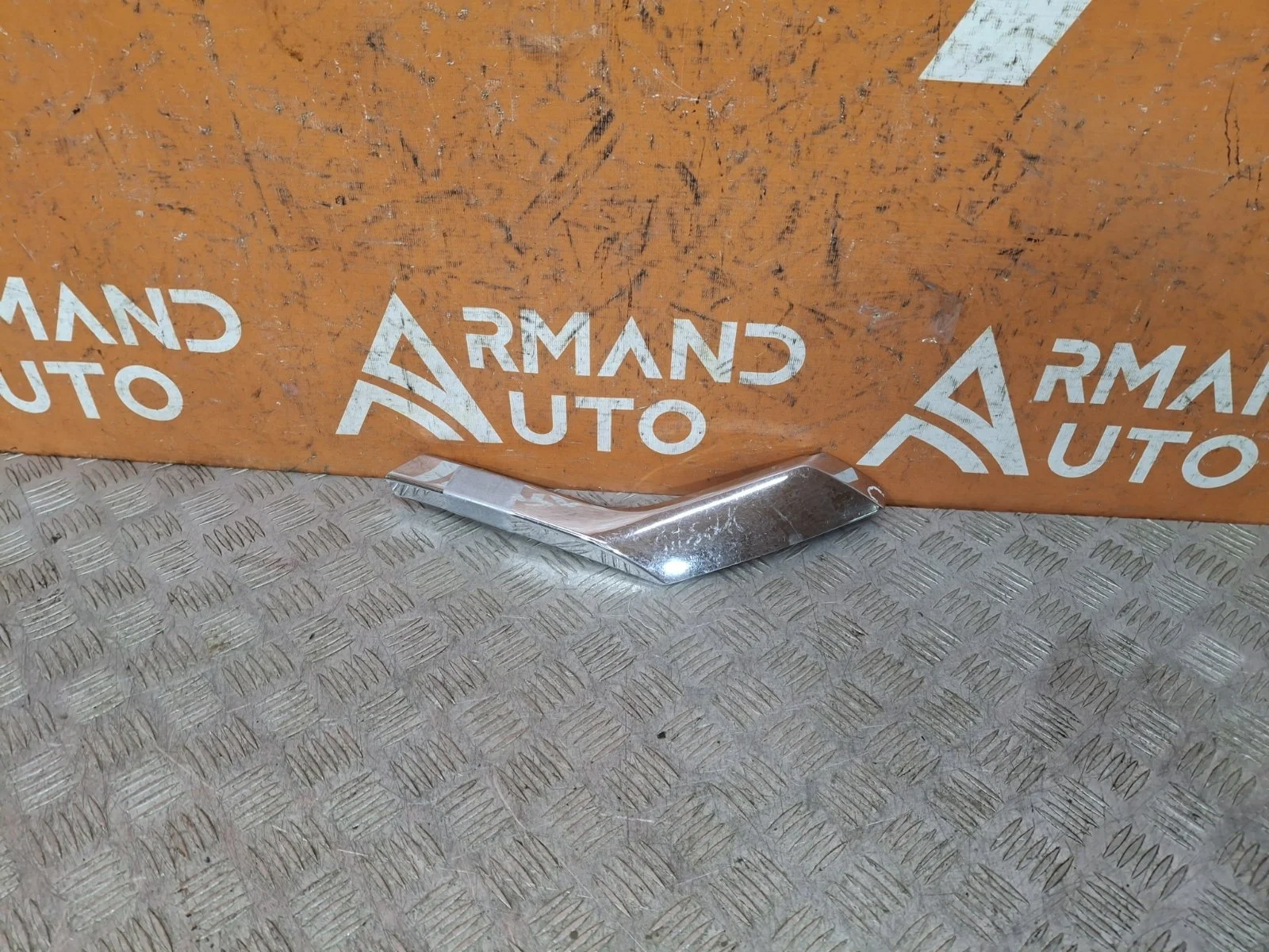 Накладка бампера нижняя Mitsubishi Pajero Sport 2015-2021 3