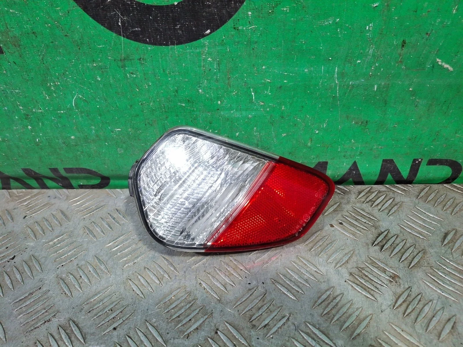 Фонарь противотуманный Mitsubishi Outlander 2015-нв 3