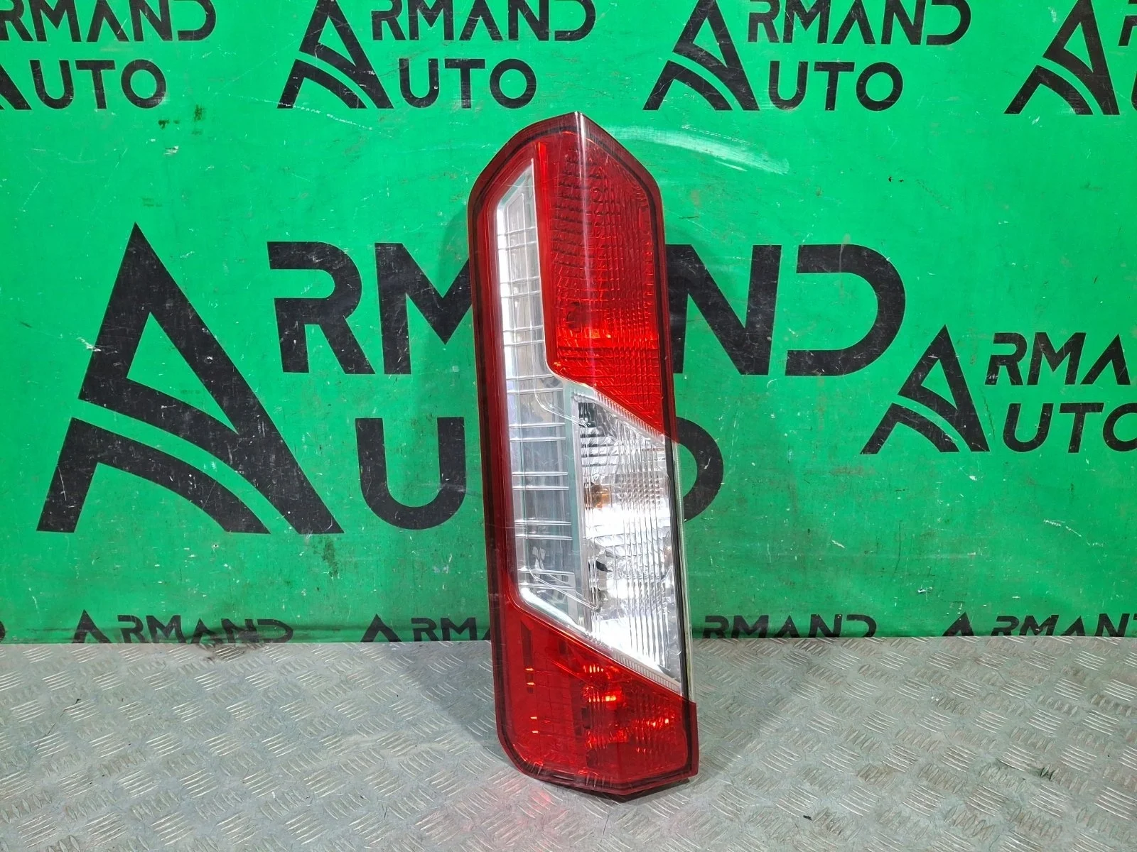 Фонарь Ford Transit 2014-нв 7 TTG