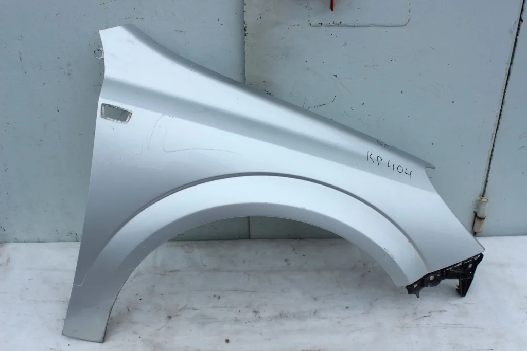 Крыло переднее правое Opel Astra H КР404
