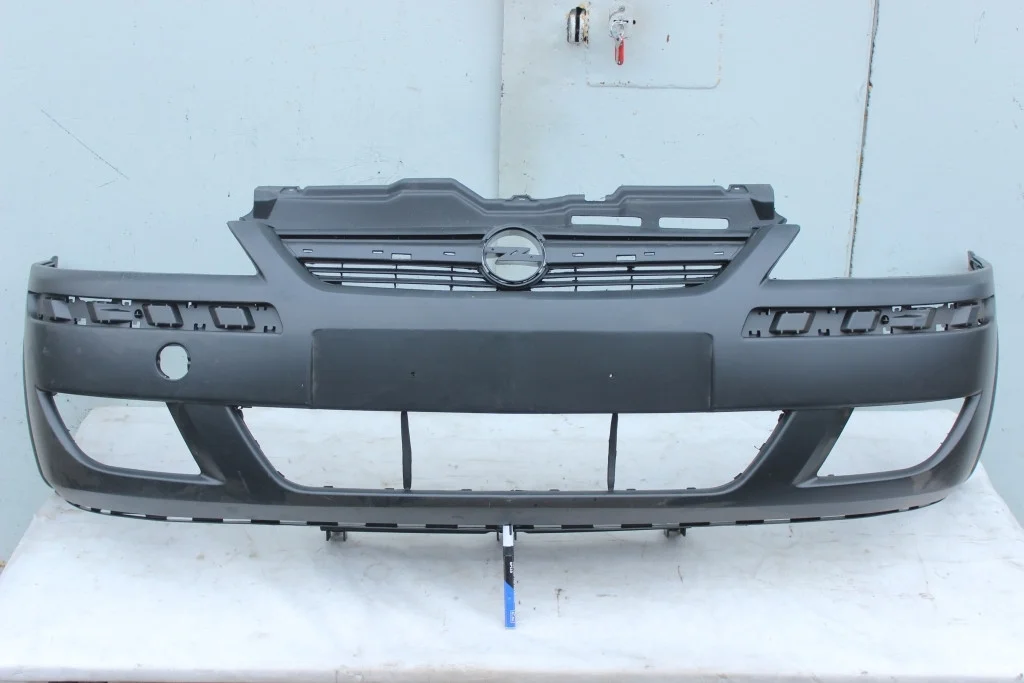 Бампер передний новый Opel Corsa C рестайлинг