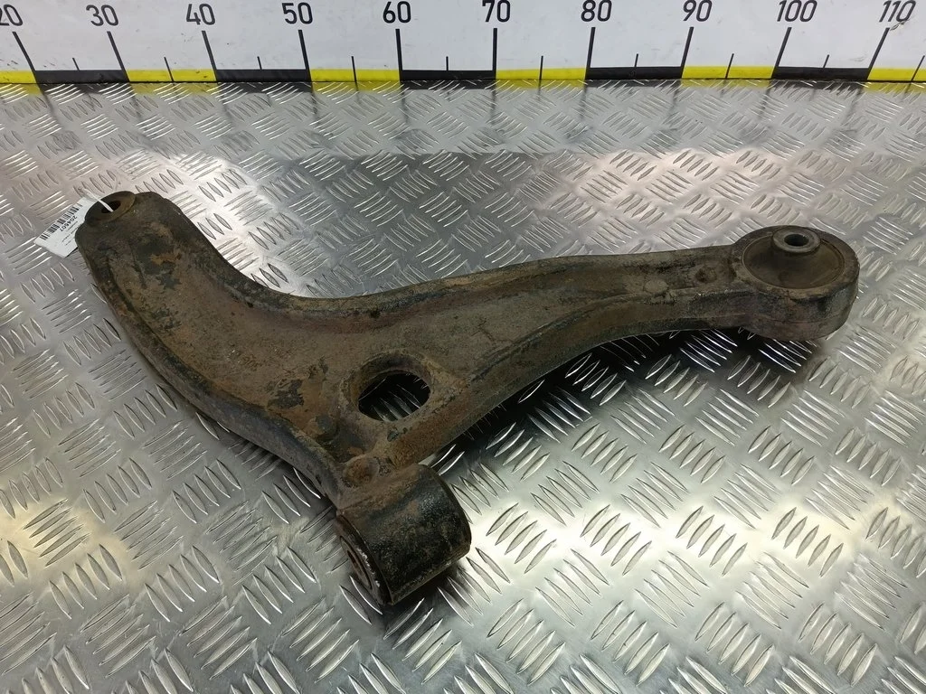 Рычаг передний левый Renault Master III (2010—201