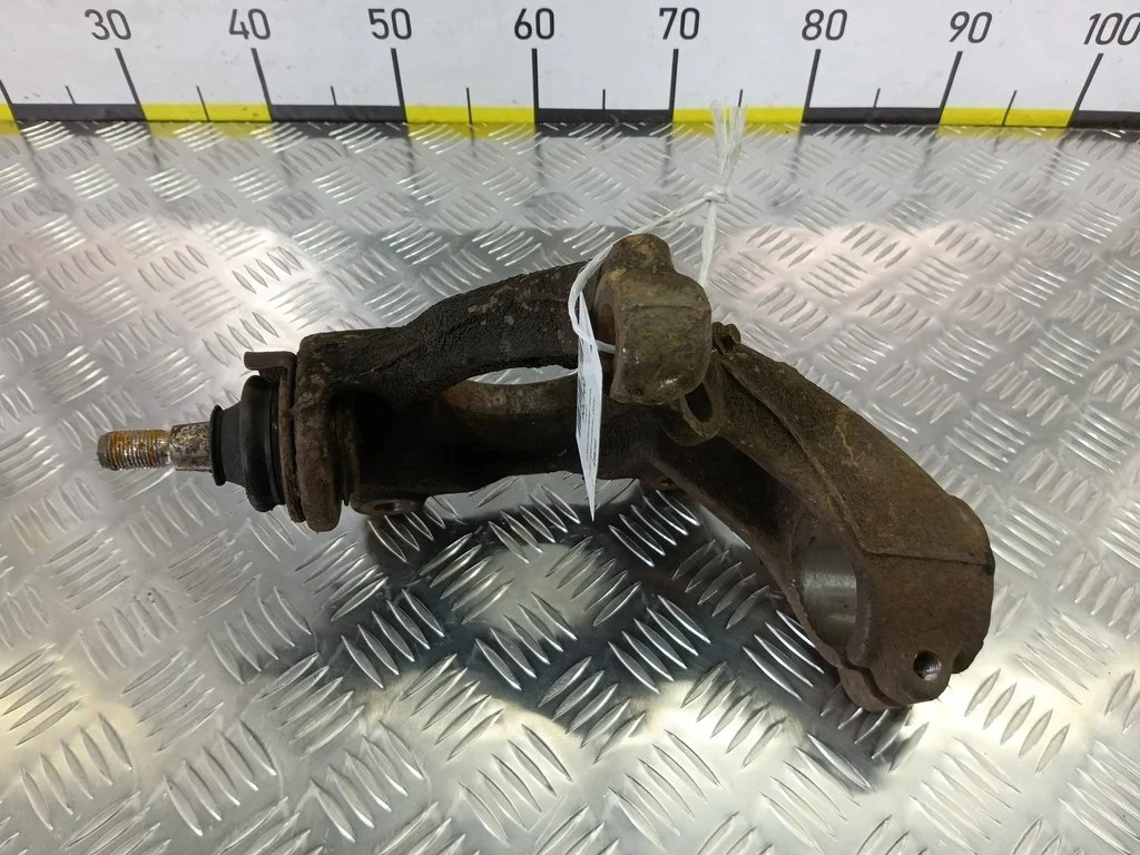 Кулак передний левый FORD Transit VII (2006—2014)