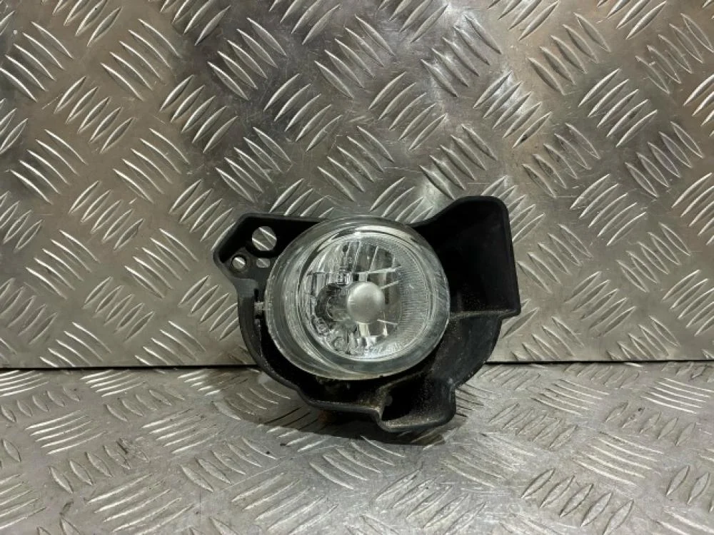 Фара противотуманная правая для Mazda 3 BM 2013-2019
