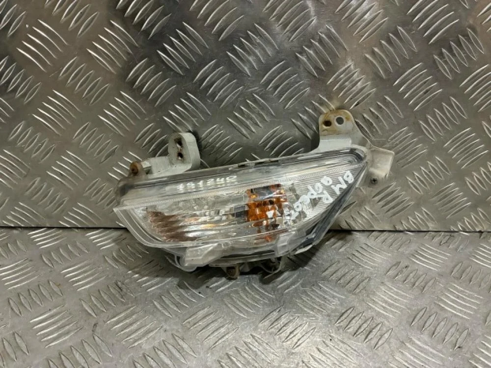 Указатель поворота правый для Mazda 3 BM 2013-2019