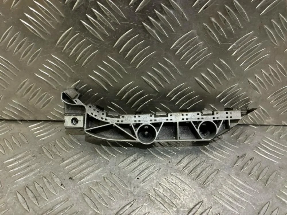 Кронштейн заднего бампера левый для Honda Civic FD (4D) 2006-2012