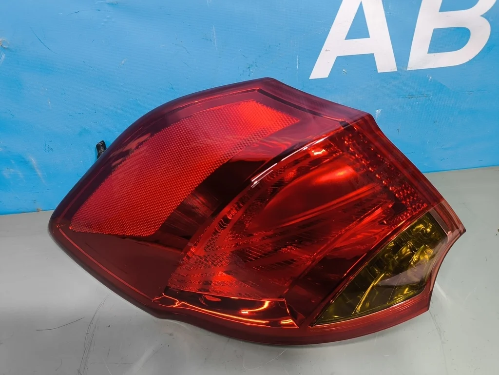 фонарь внешний Kia Ceed 2 JD 2012-2015  03.01.2014