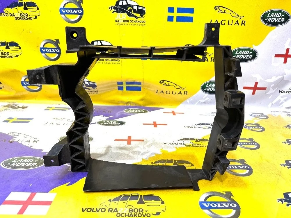 Кронштейн интеркулера правый Range Rover L405 L494 Range Rover IV (2012—2017) 306DDTH 2016