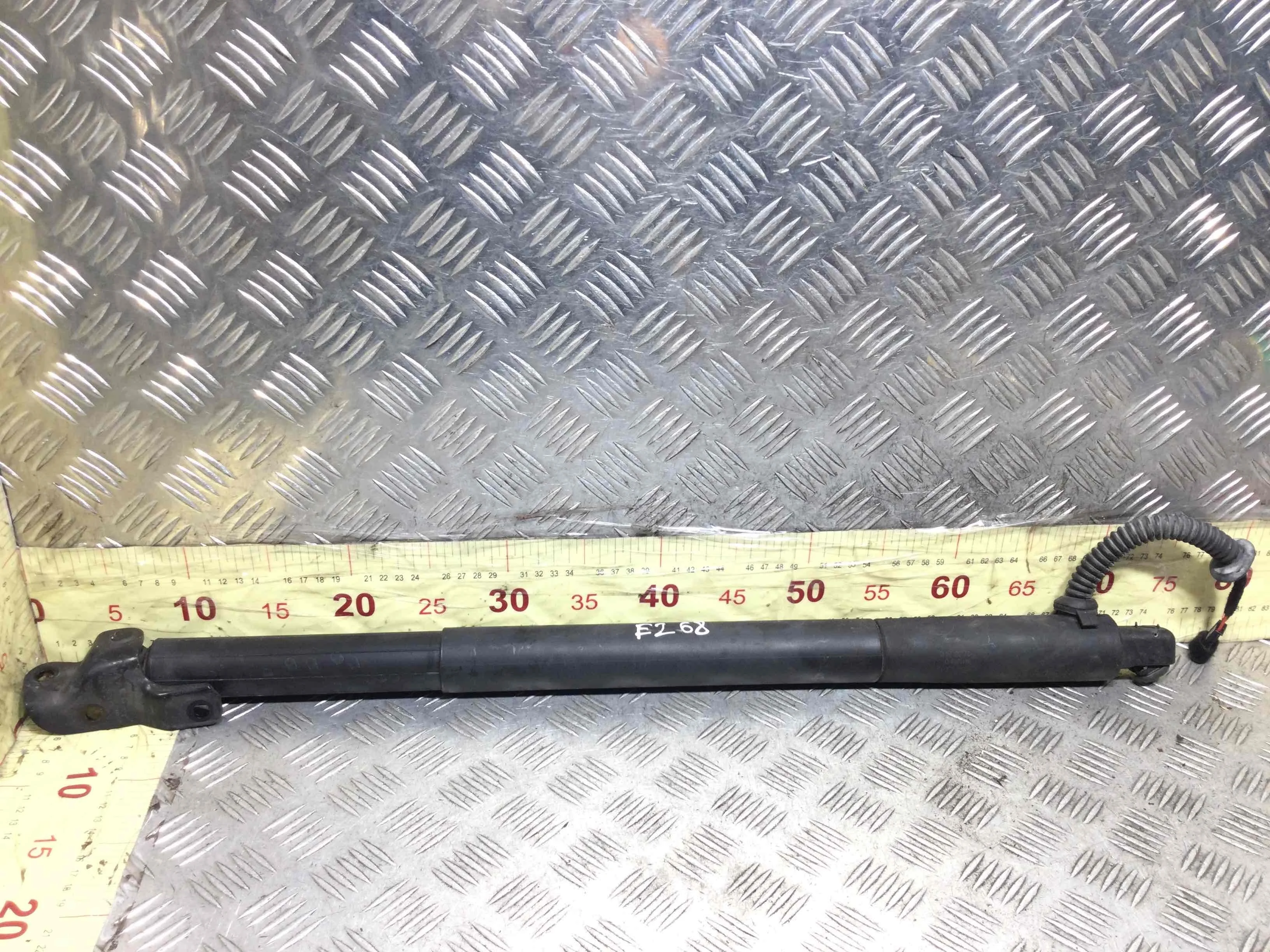 Амортизатор крышки багажника (3-5 двери) BMW 5-Series F10/F11/GT F07 (2009-2013) дизель 3.0 TD Автомат 5-дв, х/б