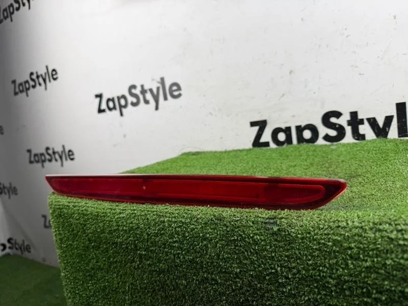 Центральный стоп-сигнал Ford Mondeo 2011 4