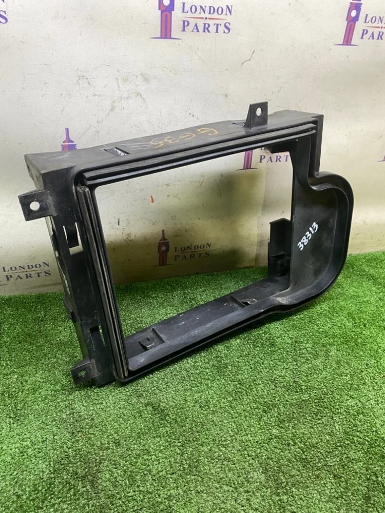 Рамка радиатора BMW X5 E70