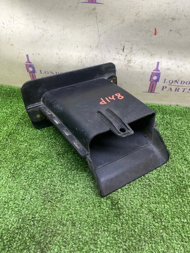 Воздуховод BMW F13