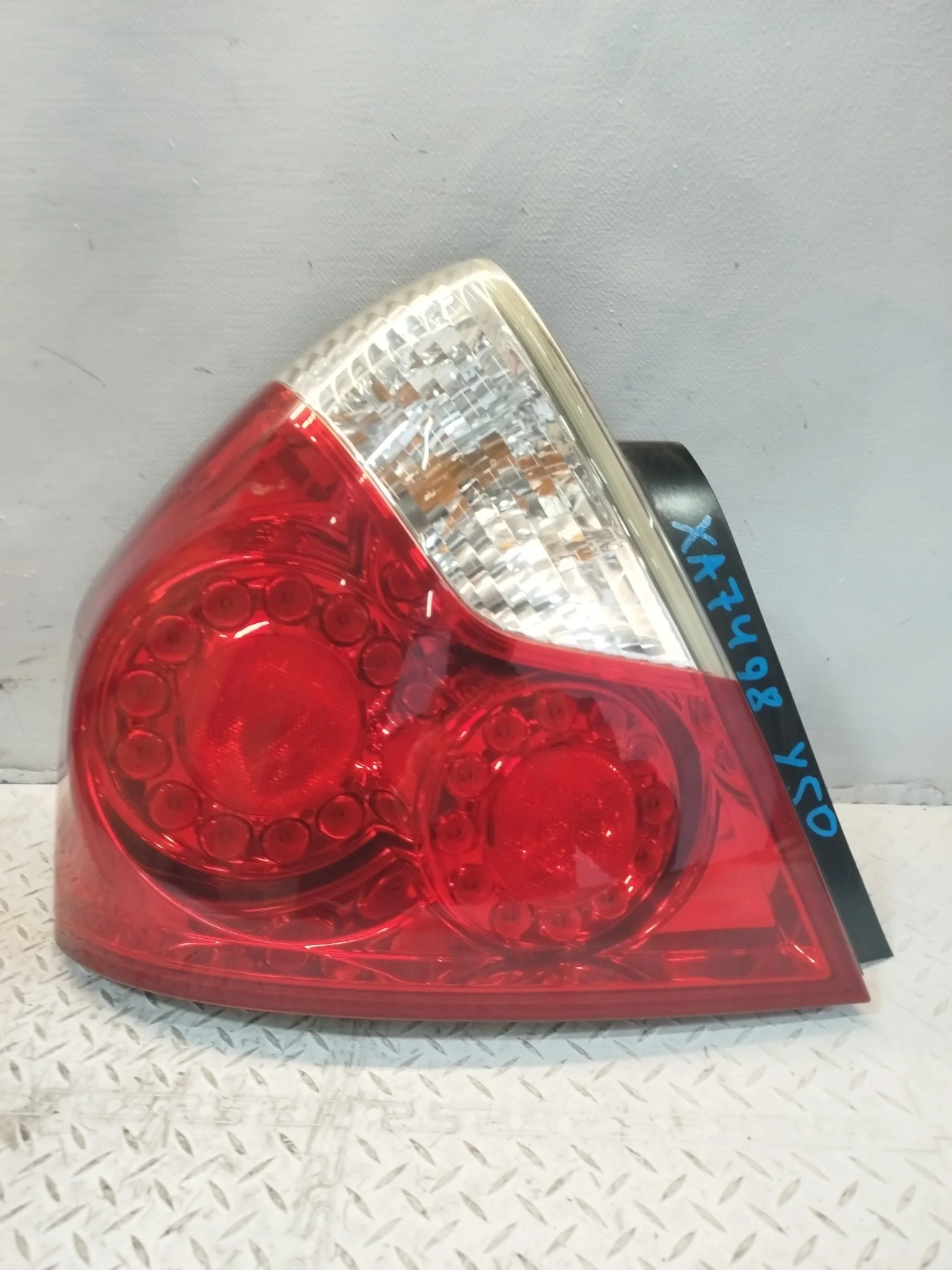 ФОНАРЬ NISSAN INFINITI ЛЕВЫЙ 26555EG625  XA7498