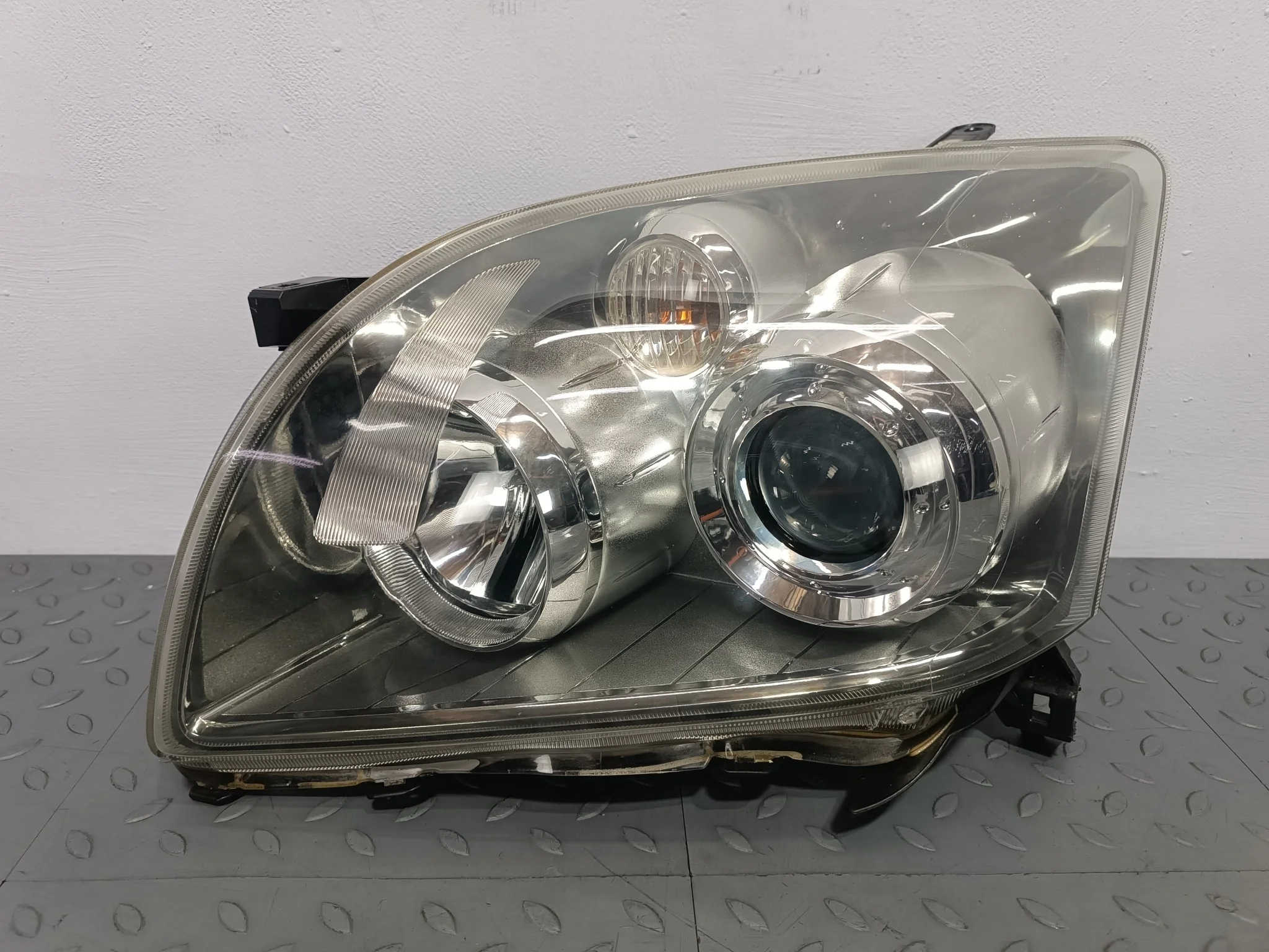 ФАРА TOYOTA ЛЕВАЯ 8117005220 TE184Z