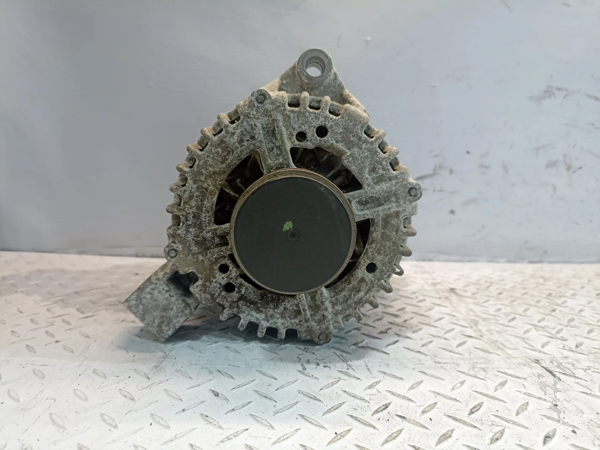 ГЕНЕРАТОР FORD VOLVO 30773111  XA7354Z