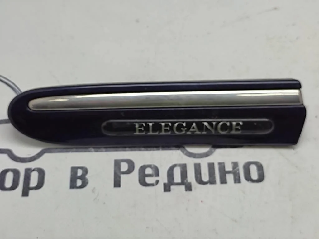 Молдинг крыла левый Mercedes-Benz