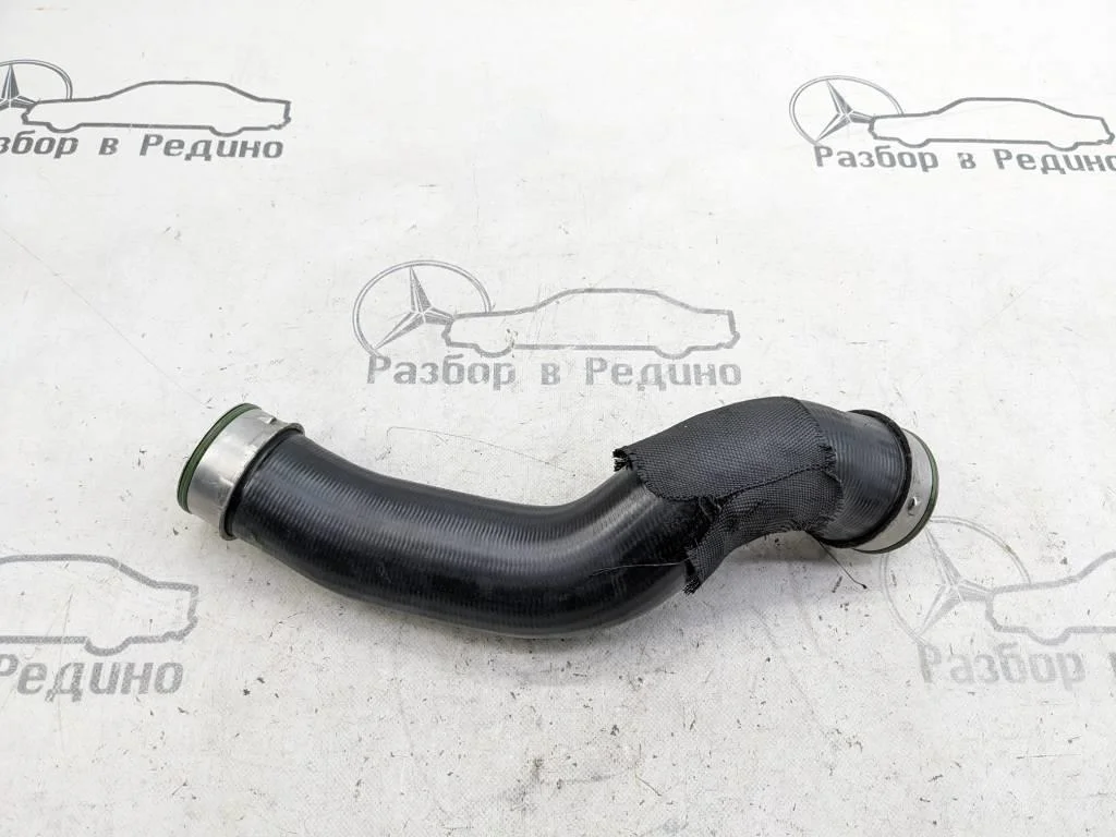 Патрубок интеркулера Mercedes-Benz