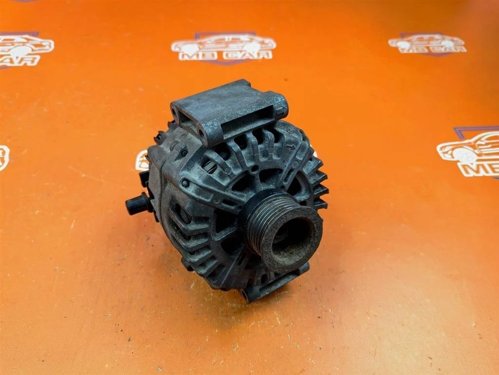 Генератор Mercedes-Benz